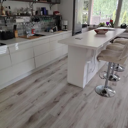 Dom wakacyjny Modern And Cozy End Of Terrace House With Sauna And Terrace